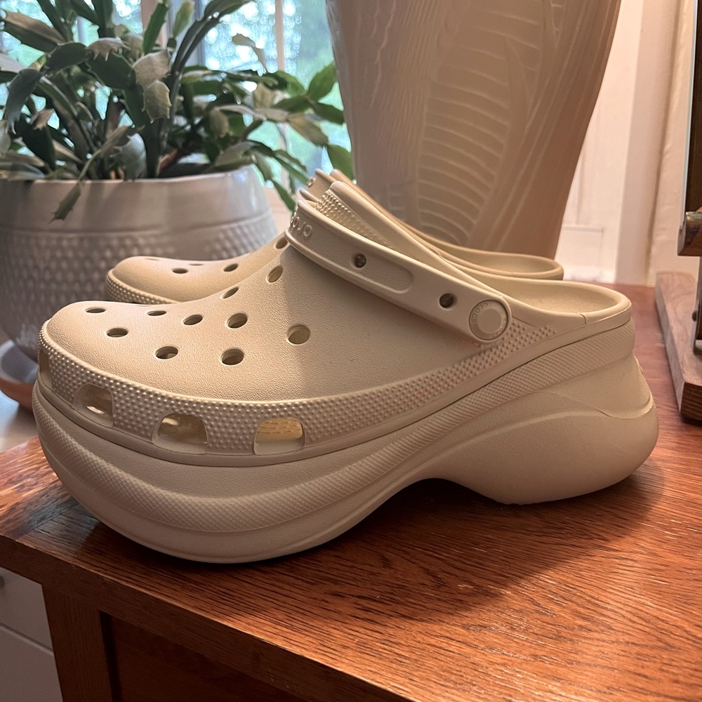 Crocs Classic Bae Clog